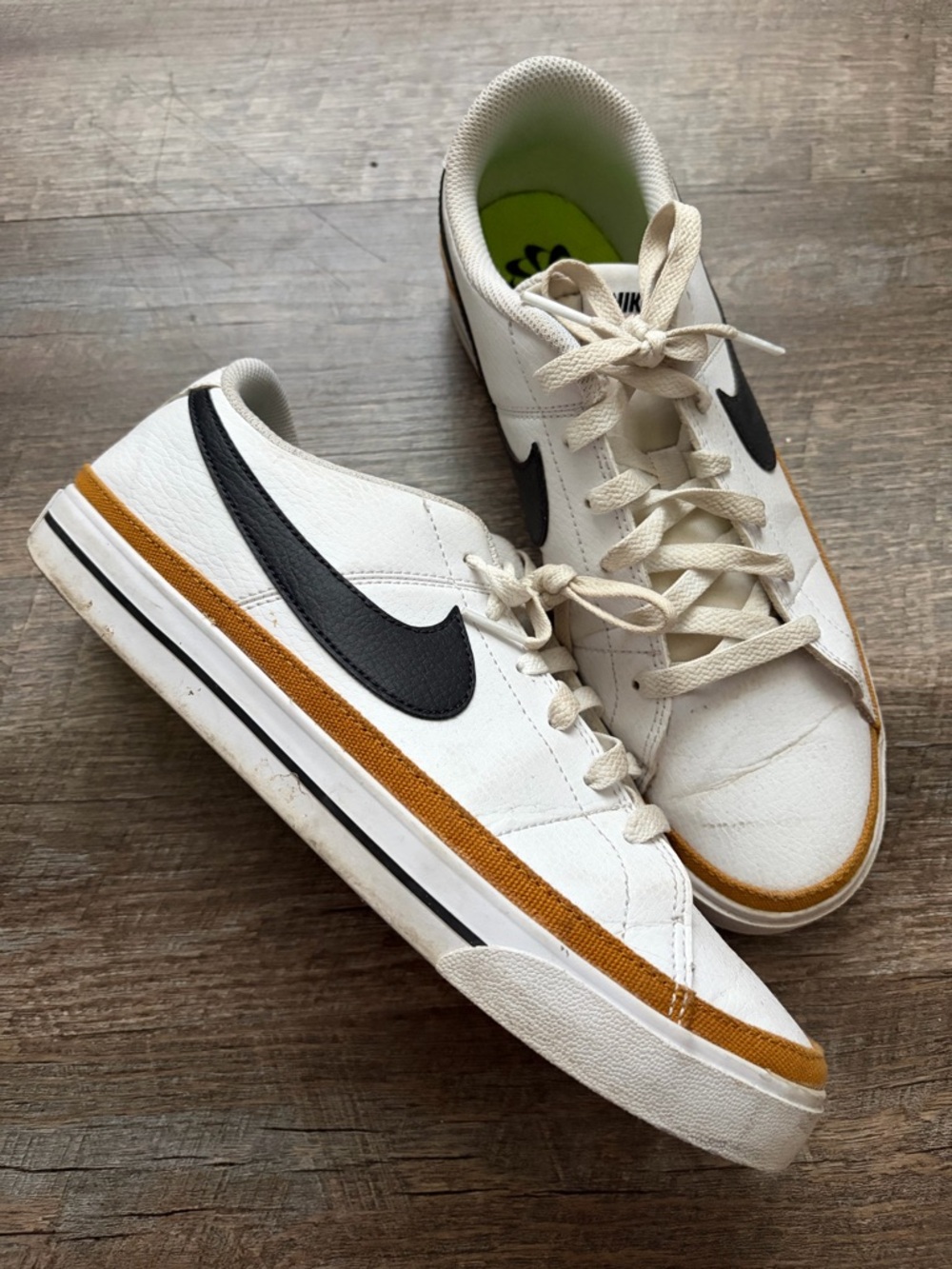 Nike Court Legacy Sneakers